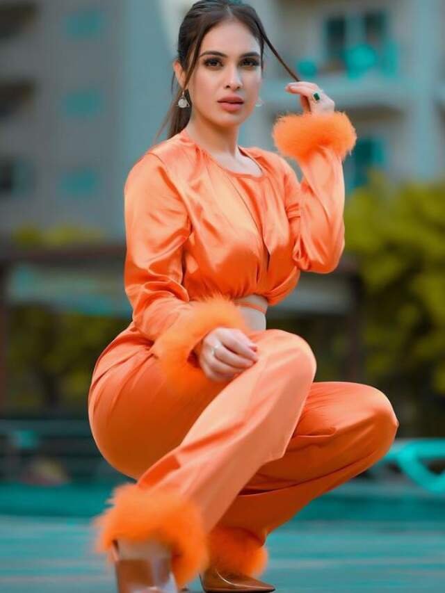 नेहा मलिक 5